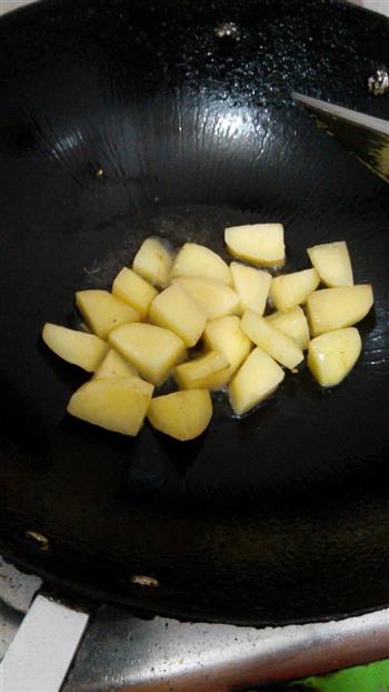 四季豆土豆炒肉的做法步骤4