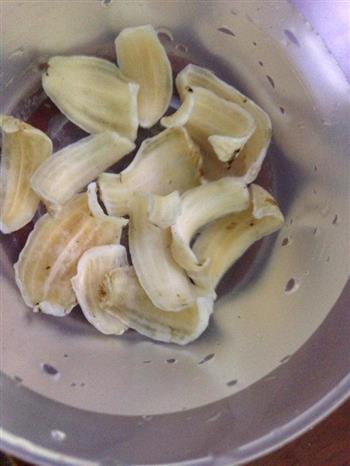 银耳百合红枣汤的做法步骤3