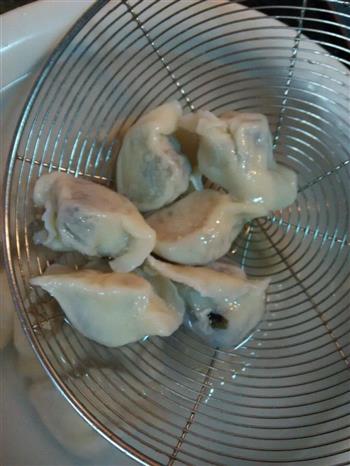 杂菇山东水饺虾仁鸡蛋汤的做法步骤3