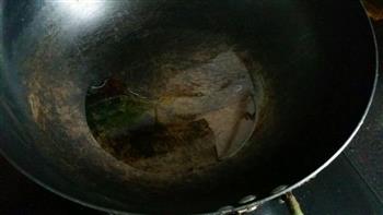 清炒油麦菜的做法步骤3