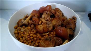 电饭煲黄豆焖猪蹄的做法步骤5