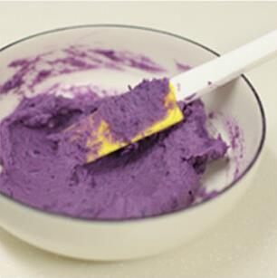 紫薯酸奶蛋糕卷的做法图解7