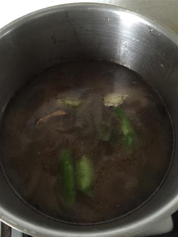 营养牛尾汤的做法步骤4