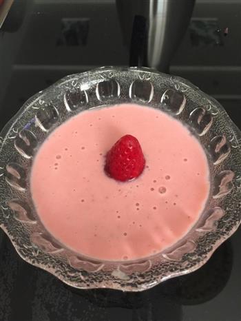 草莓香蕉酸奶甜品的做法步骤5