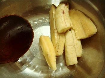香蕉豆沙卷的做法步骤1
