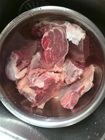 清炖牛肉的做法步骤2