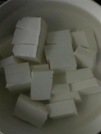 香椿拌豆腐的做法步骤1