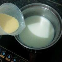 简单可口的椰丝牛奶小方的做法步骤3