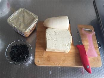 味增汤—萝卜豆腐海带汤的做法步骤1