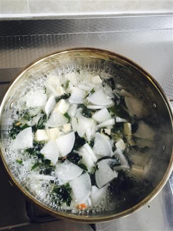 味增汤—萝卜豆腐海带汤的做法步骤4