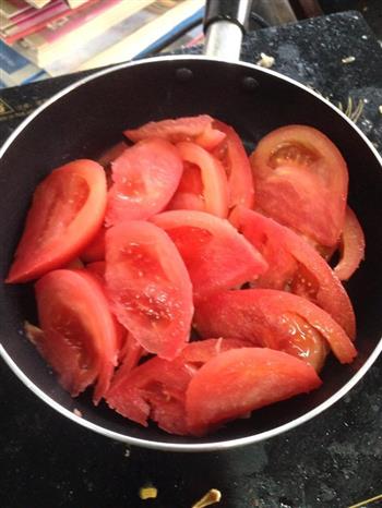 懒人食谱-一个西红柿烩饼的做法步骤5
