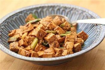 少油好吃的下饭菜-香辣酱汁烩豆腐的做法图解6