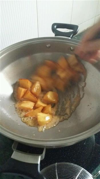 拔丝土豆的做法步骤3