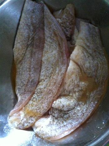 香煎柠汁石斑鱼的做法步骤2