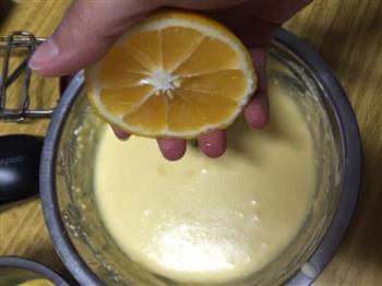 奶油芒果芝士蛋糕的做法步骤4