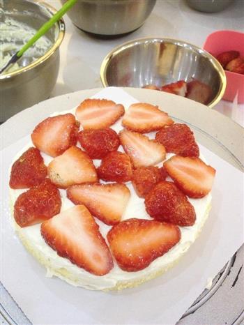 草莓裸蛋糕的做法步骤5
