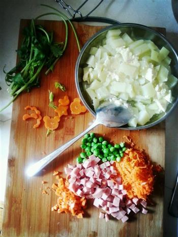 芝士奶酪焗五彩土豆泥的做法步骤1