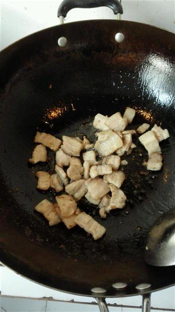 大蒜炒肉的做法步骤2