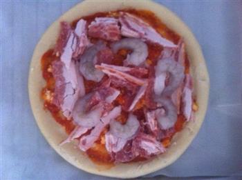 超简单培根鲜虾披萨的做法步骤2