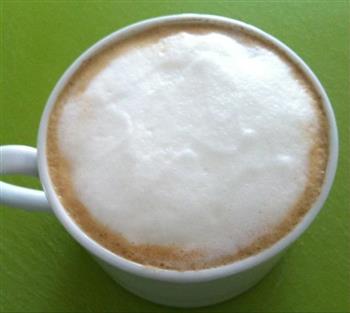 简单的咖啡拉花的做法步骤5