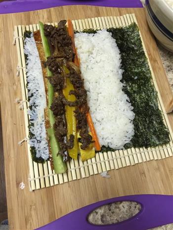 简单韩式烤肉紫菜包饭的做法步骤10