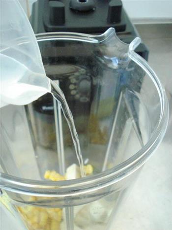 奶香玉米浓汤的做法步骤5