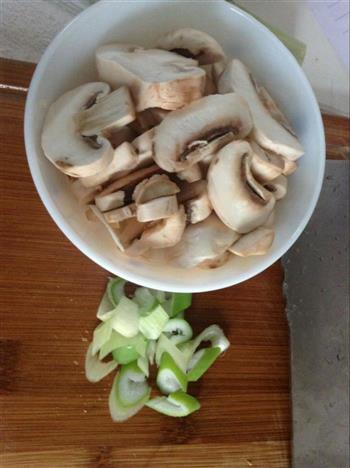 意式蘑菇烩饭的做法步骤1