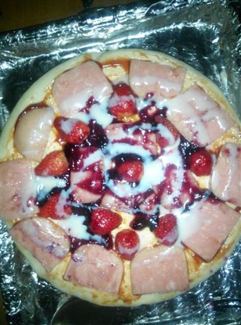 奶油草莓火腿披萨的做法步骤3