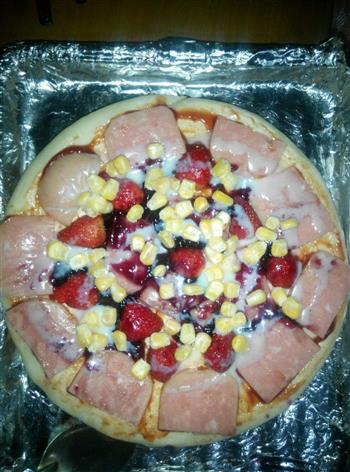 奶油草莓火腿披萨的做法步骤4