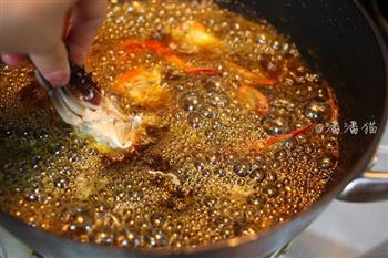 泰国蒜蓉辣酱海鲜锅的做法步骤11