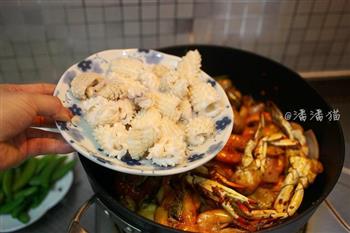 泰国蒜蓉辣酱海鲜锅的做法步骤19