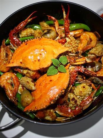泰国蒜蓉辣酱海鲜锅的做法步骤20