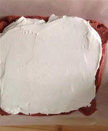 红丝绒蛋糕卷的做法步骤20