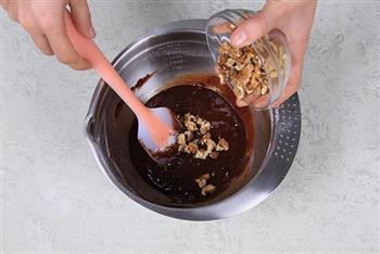 当巧克力遇到面粉的完全结合-巧克力蛋糕的做法步骤9