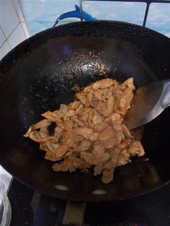 蒜薹炒肉的做法步骤2