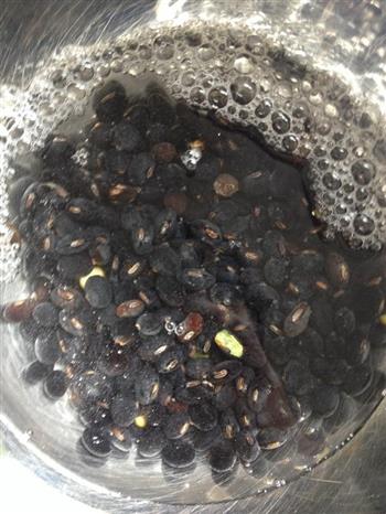 黑豆豆浆杂粮馒头的做法步骤1