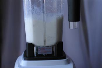 花生牛奶的做法步骤7
