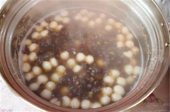 红豆薏米煮年糕的做法图解4