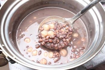 红豆薏米煮年糕的做法图解6