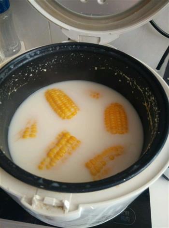 奶香玉米棒的做法步骤1