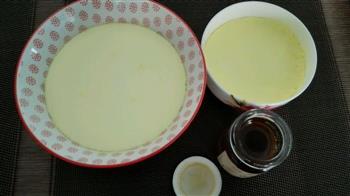 蜂蜜牛奶炖蛋的做法图解6