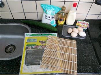青瓜鸡蛋寿司卷的做法步骤1