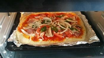 培根口菇番茄披萨的做法步骤14