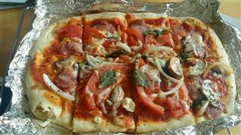 培根口菇番茄披萨的做法图解15