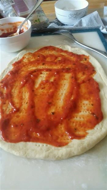 培根口菇番茄披萨的做法步骤9
