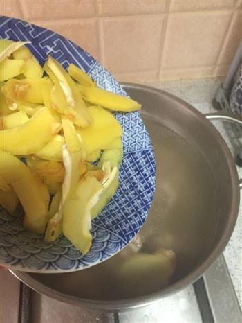 养颜美容-酸木瓜排骨汤的做法步骤6