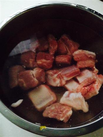 豆豉蒸排骨干豆腐的做法步骤1