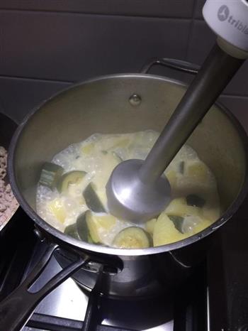 夏南瓜土豆浓汤的做法步骤9