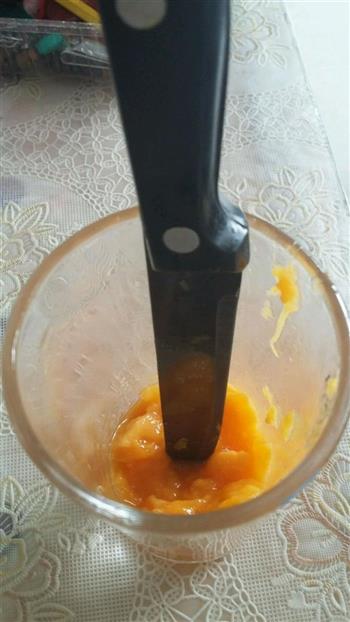 芒果牛奶雪糕的做法步骤1
