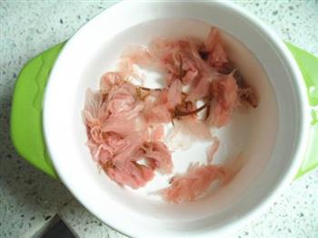 炼乳樱花蛋糕的做法步骤1